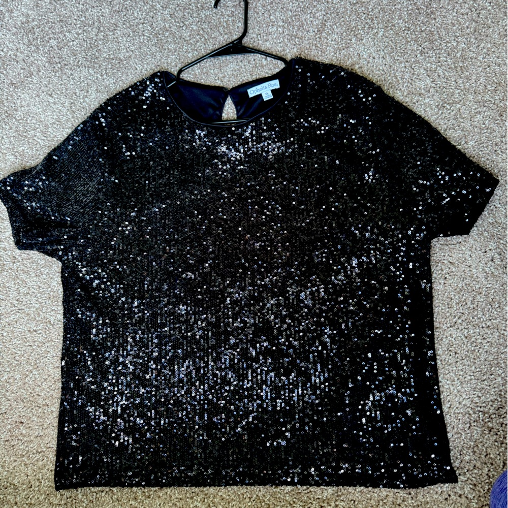 Black Sequin Short Sleeve Tee